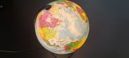 Globe terrestre lumineux