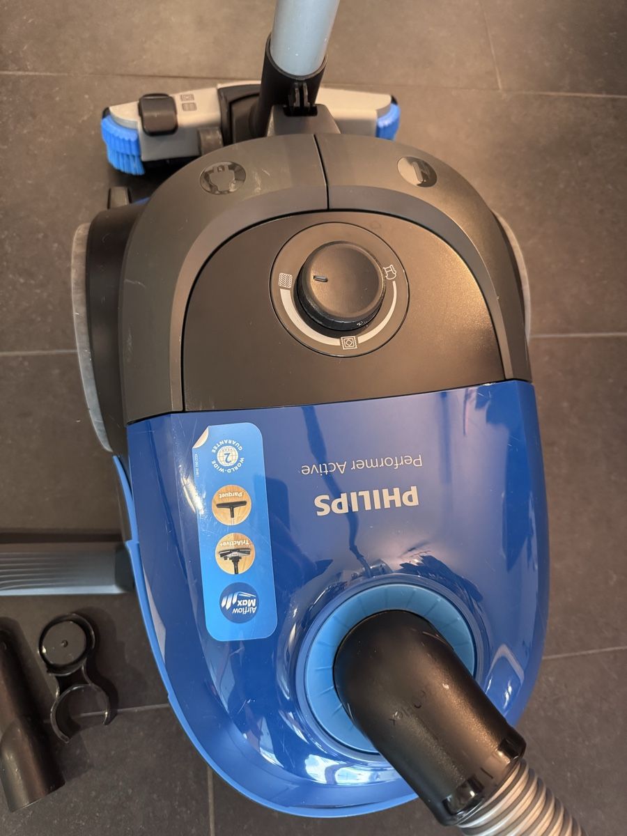 Philips Aspirateurs & Accessoires: Philips Performer Active Staubsauger  – D'occasion à Niederwangen BE par Schatam 6