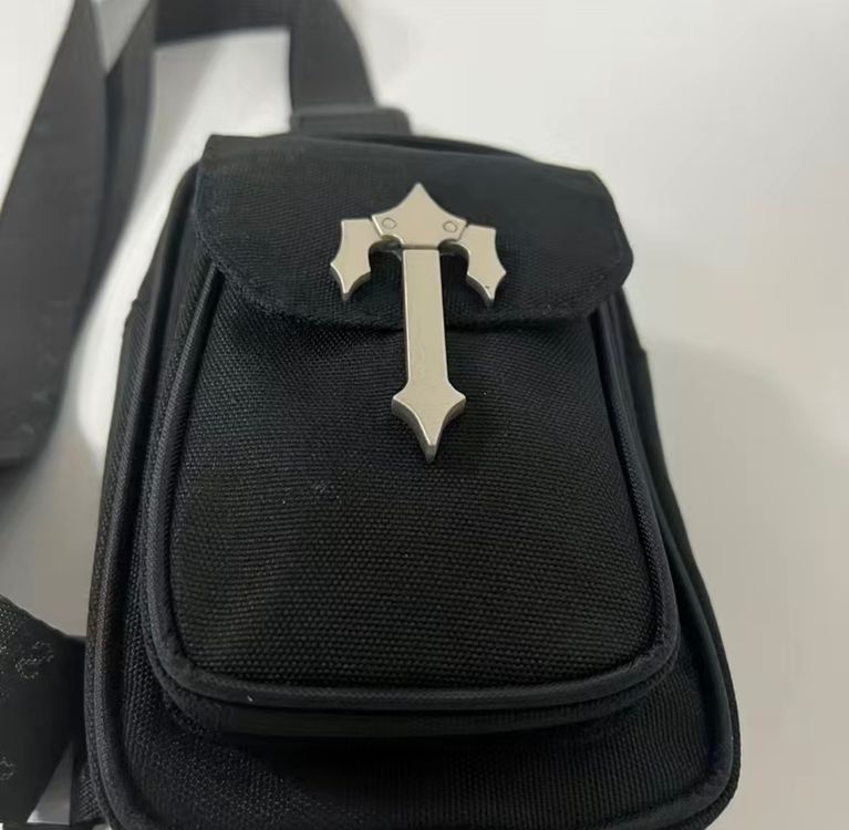 Trapstar Bag Kaufen auf Ricardo