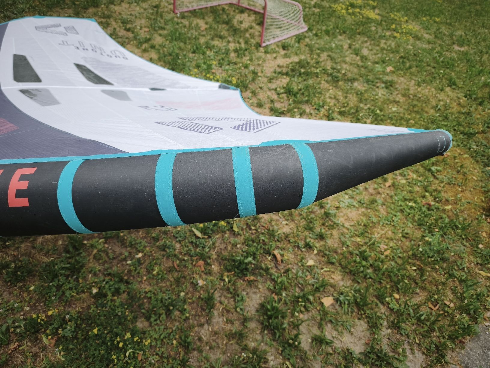 Duotone Surfen: Wing Douotone Unit 6.0 mit Boom – Gebraucht aus Thayngen von loschteck 3