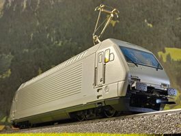Märklin 3461 _ SBB Lokomotive Re 460 _ Tech Serie _ digital