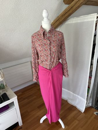 Bluse mit Blumenmuster MNG Grösse S guter Zustand