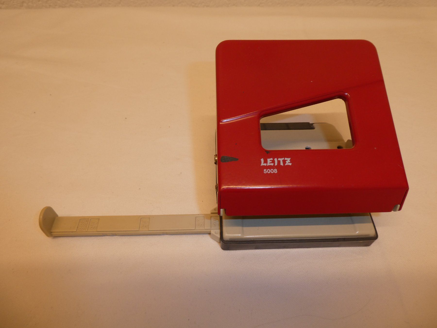 Raccoglitori: Locher, Leitz 5008 – rot – Usato da Tann venduto da Geepap
