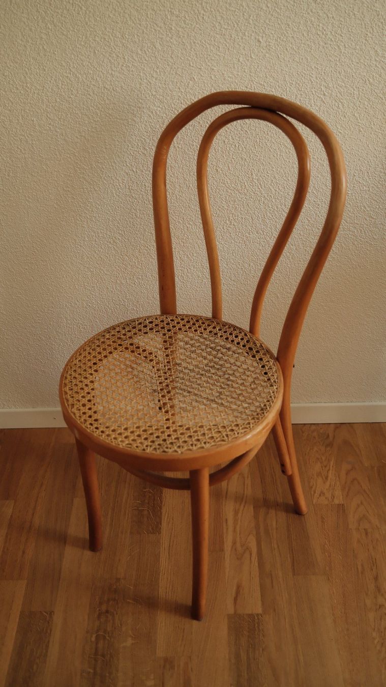 Chaises: Toller antiker Holzstuhl – D'occasion à Thun par angerber