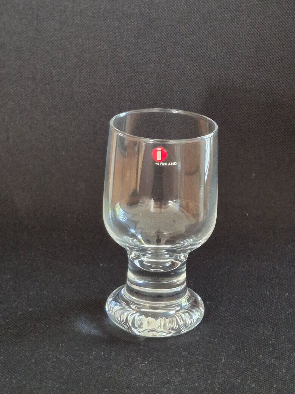 Iittala Bicchieri: Iittala Joiku Sherrygläser / Schnapsgläser – Usato da Oberdiessbach venduto da Finland1977