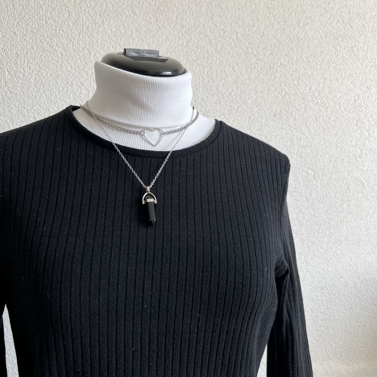 H&M Top: H&M Top Schwarz S – Usato da Tagelswangen venduto da SpicyChicken 3