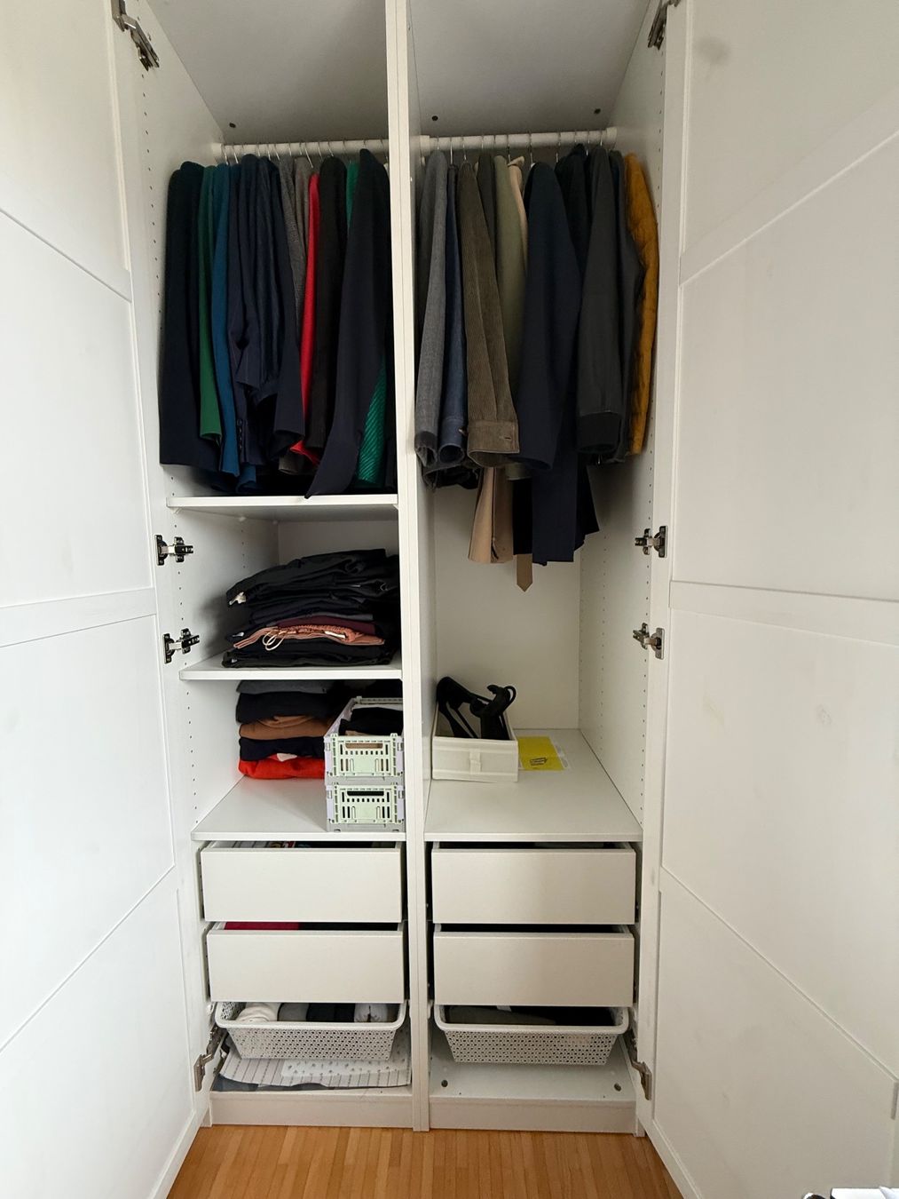 Ikea Schränke: Weisser Kleiderschrank Ikea "Pax" – Gebraucht aus Aarau von san_dwg5 2