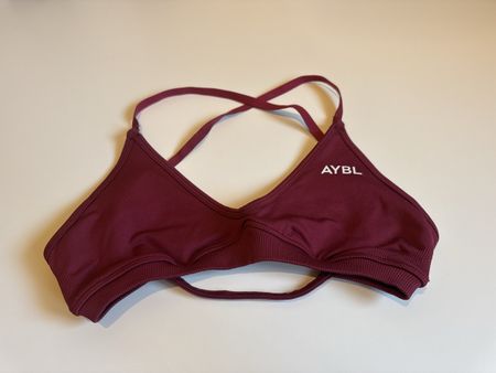 AYBL Adapt Seamless Strappy Sports Bra taille M