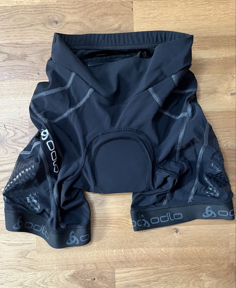 Odlo Hosen: Velohose – Gebraucht aus Neuhausen von Franzi979