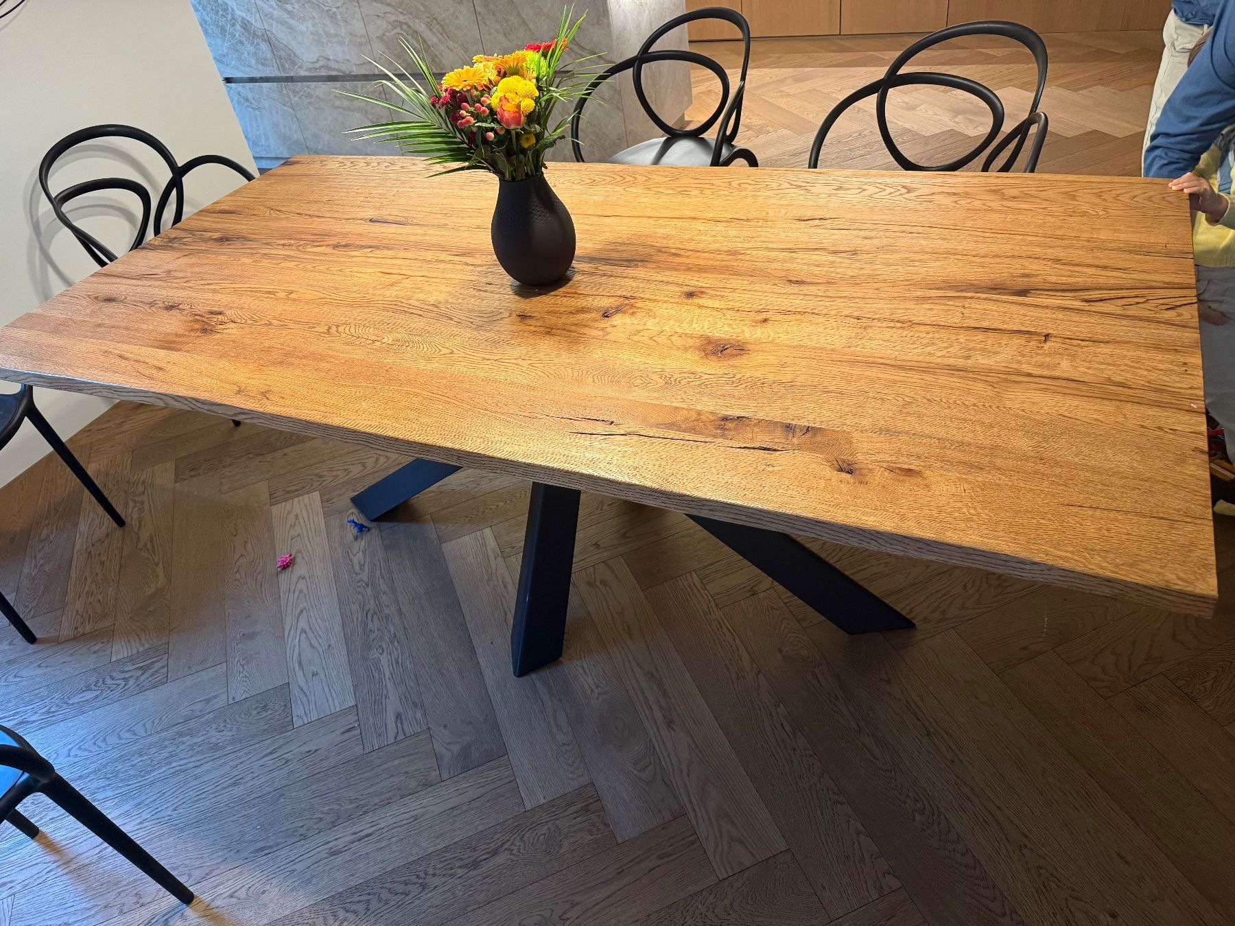 Tables: Tavolo da pranzo per 8 persone – D'occasion à Zürich par ste_9v9c 1