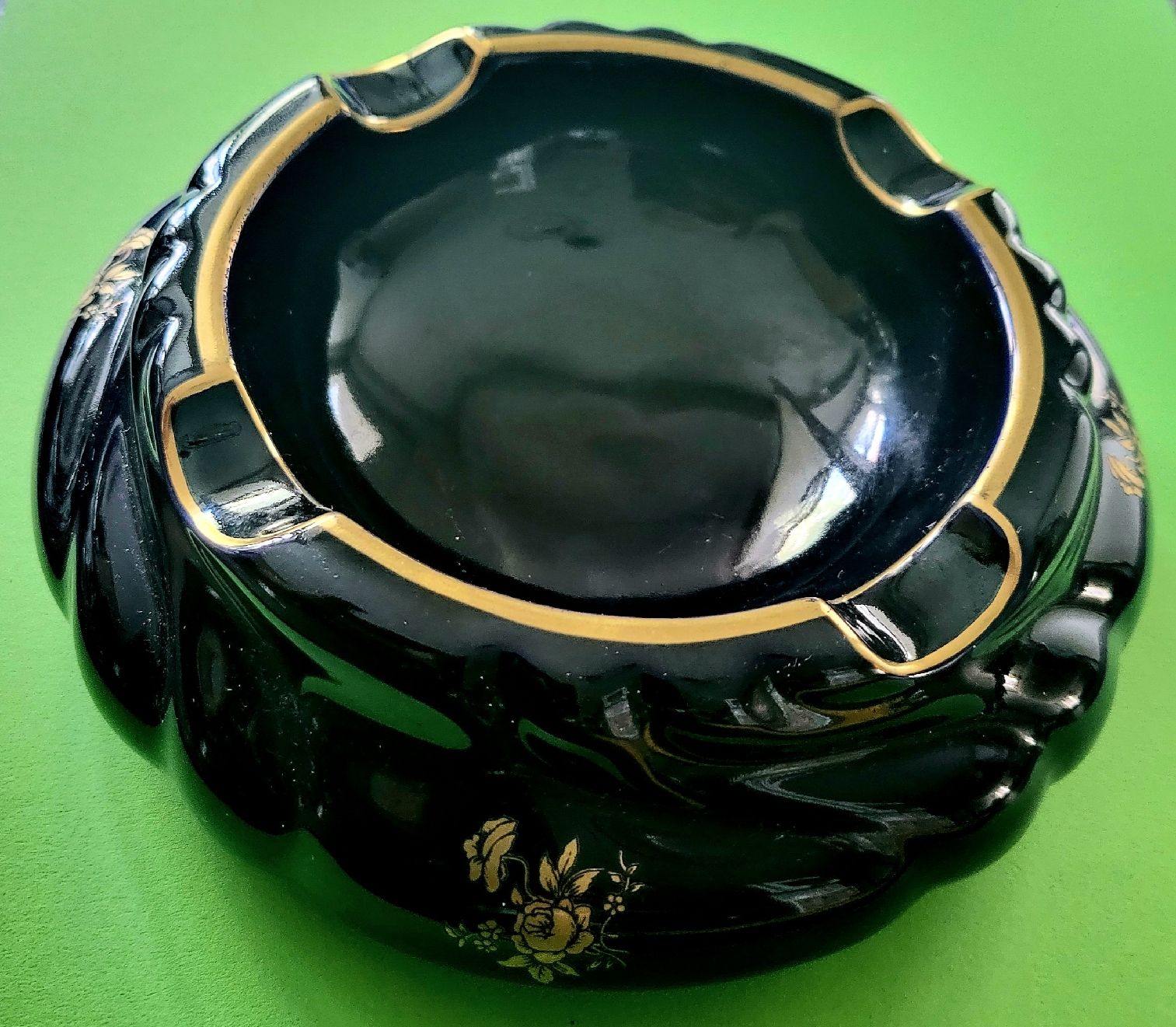 Portacenere: Cendrier Weimar en porcelaine – Usato da Montet (Glâne) venduto da Koada2