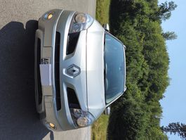 Renault Koleos 2.0 16V 4x4 silber guter Zustand