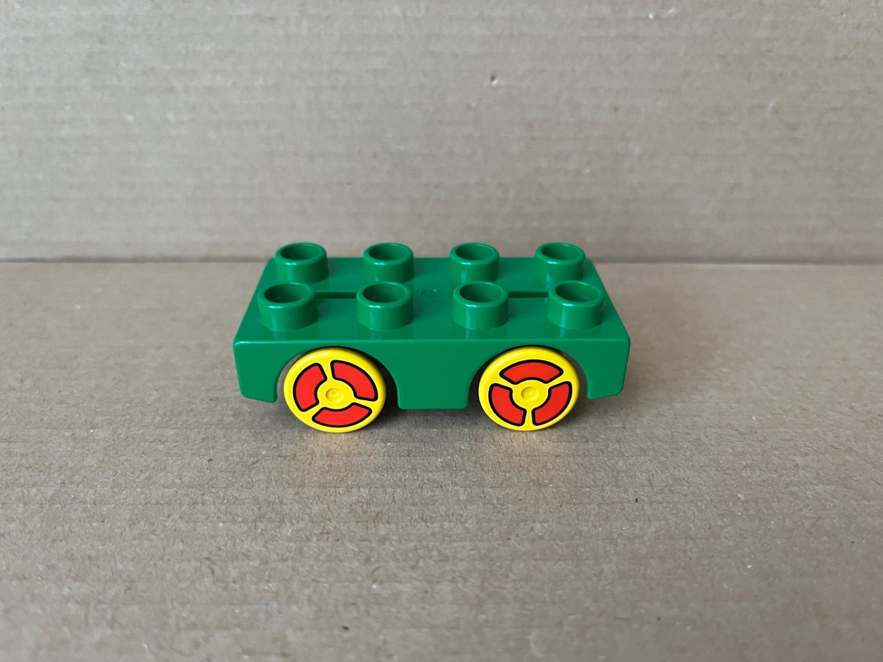 Giocattoli: Lego Duplo Wagen Autobahn – Usato da Ostermundigen venduto da bibi511
