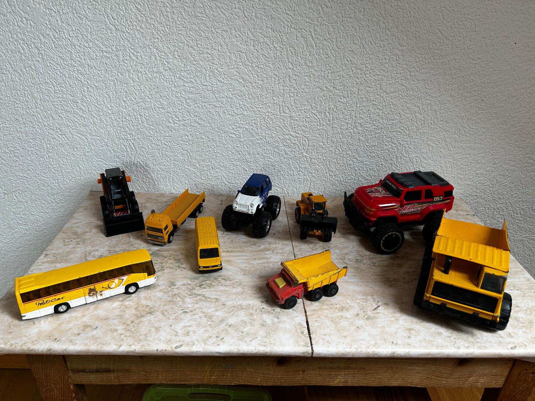 Spielzeuge: Diverse Spielzeugautos – Gebraucht aus Dagmersellen von kouk01