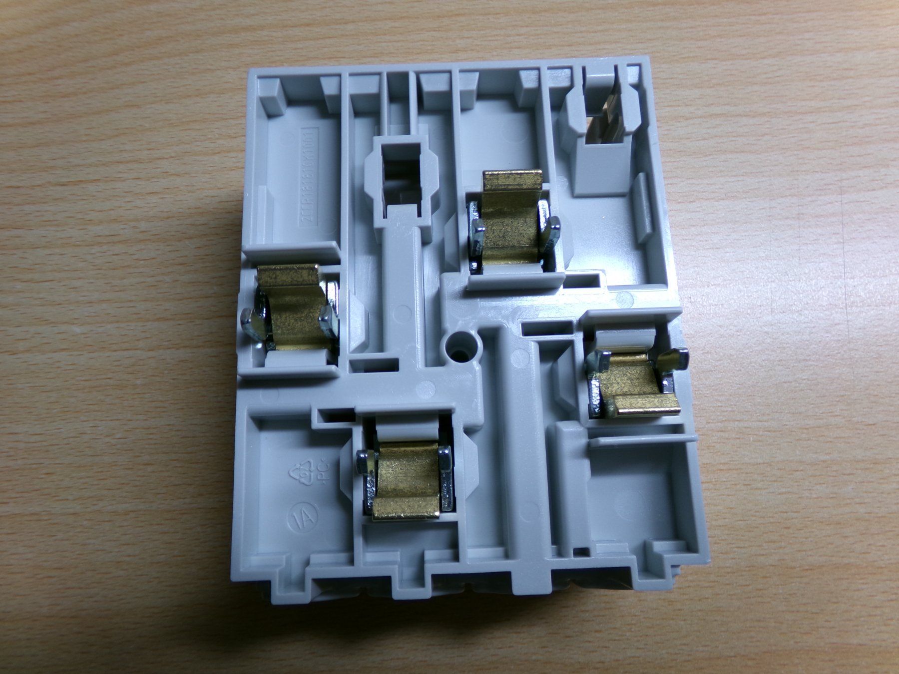 ABB Alimentazione elettrica: Einspeiseblock 3LN 809997035 – Nuovo e nell'imballaggio originale da Hombrechtikon venduto da HGK50 3