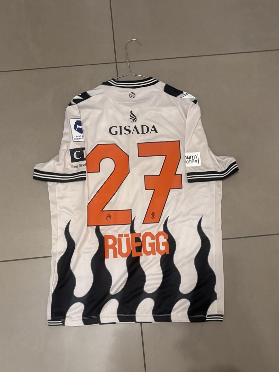 Canottiere & Pantaloni: Fc Basel Matchworn Trikot – Usato da Basel venduto da kleinerprinz 1