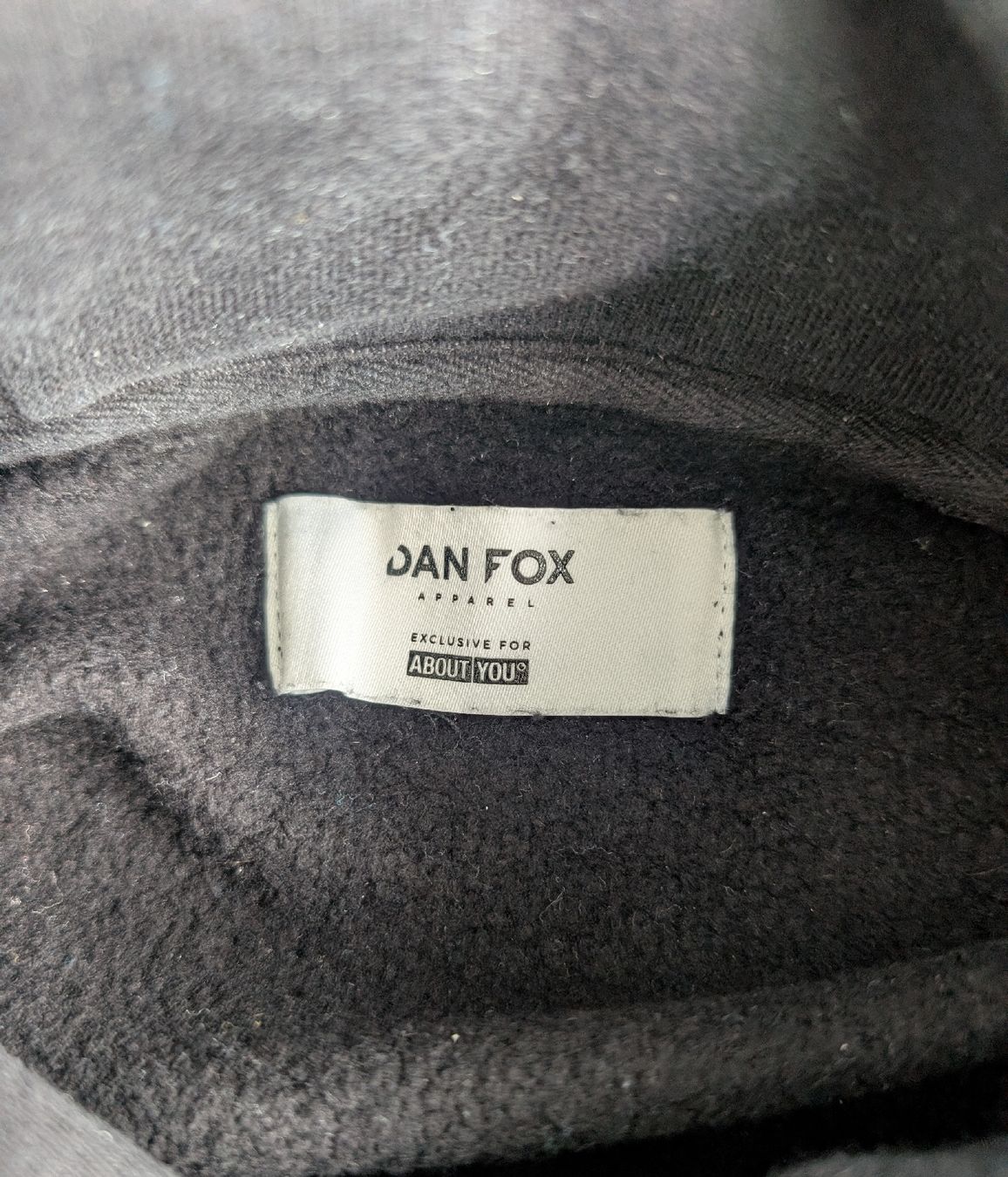 Maglioni & Felpe: Dunkelgrauer Hoodie von Dan Fox – Usato da Luzern venduto da simonf1 1