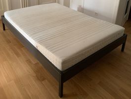 Lit 140x200 (cadre + matelas)