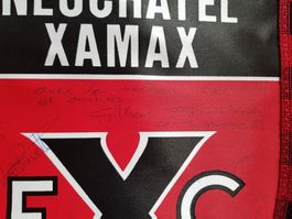 Meister Wimpel Xamax 1987-88 mit original Unterschriften