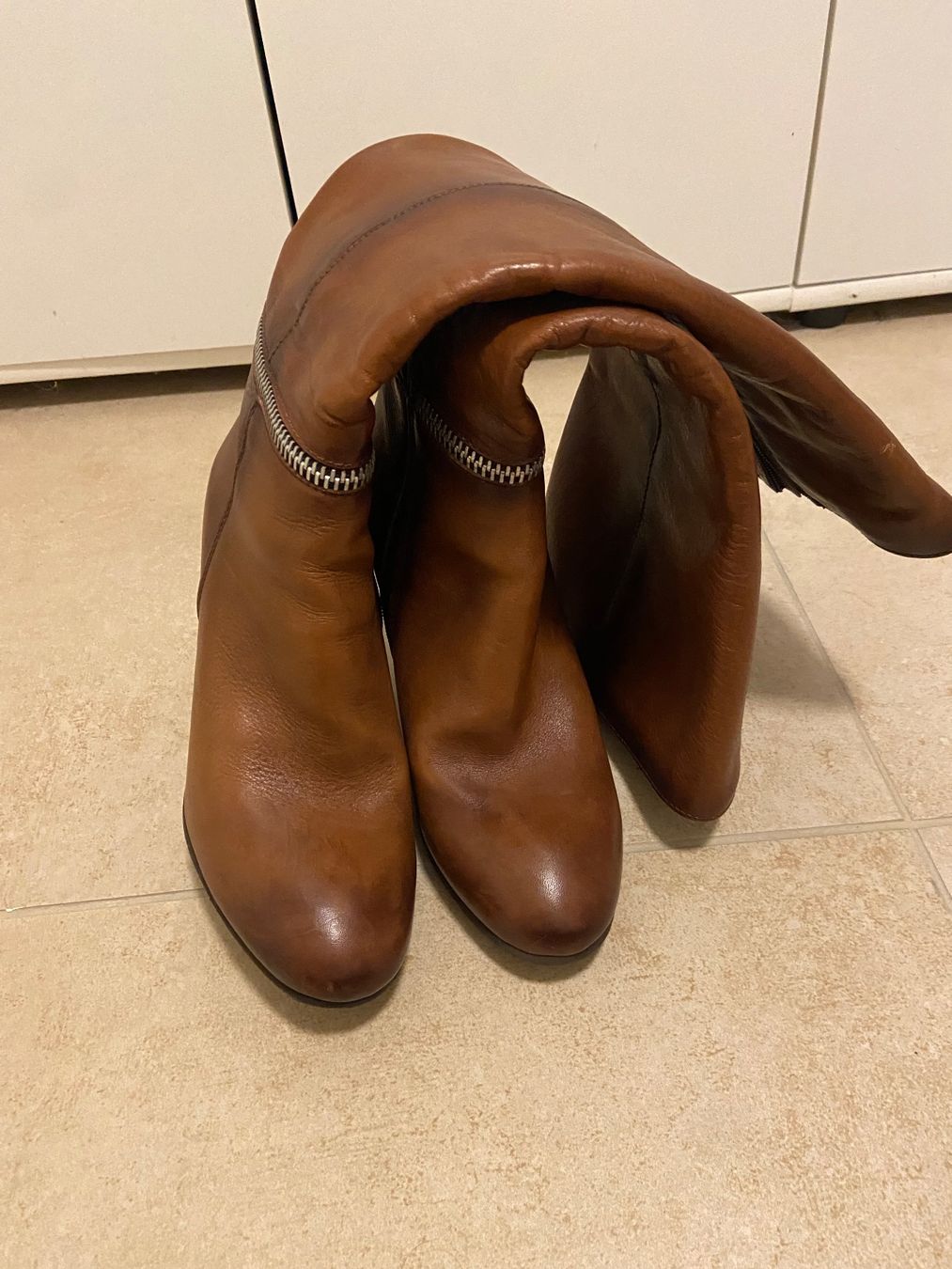 Damenschuhe: Lederstiefel Damen Grösse 39 – Gebraucht aus Dietlikon von nelden 4