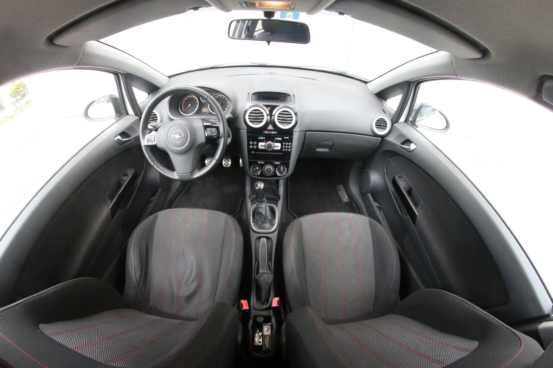 Opel Automobili: OPEL Corsa D 14 (2011) – Usato da Courgenay venduto da ZubR237 4