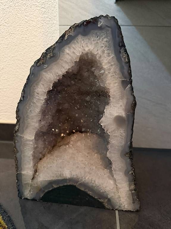 Pietre preziose: Amethyst  – Usato da Kollbrunn venduto da King8585