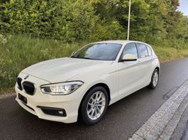 BMW 118i Sport Line Steptronic