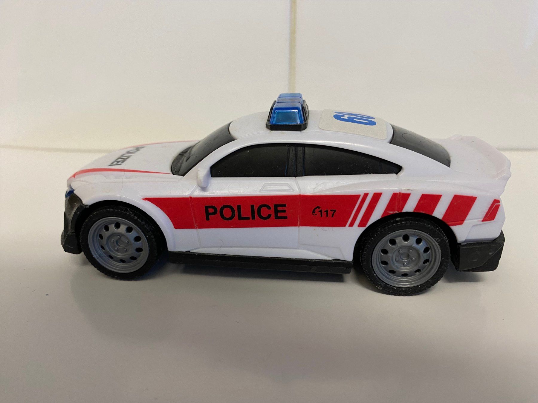 Dickie Toys Spielzeuge: Polizei - Polizia Dickie Kunststoff 68 – Gebraucht aus Kerzers von tisyayasuBE