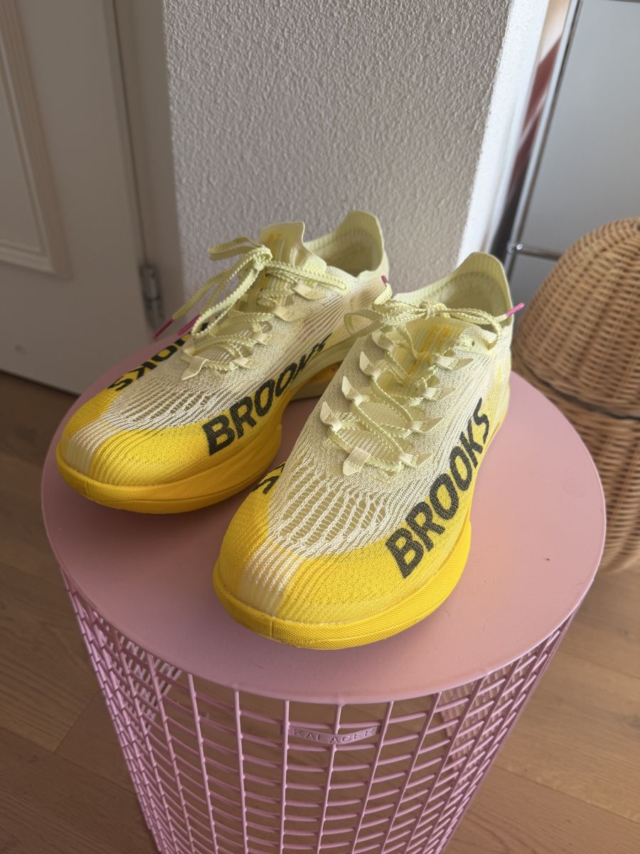 Herrenschuhe: Brooks Hyperion Elite 5 – Gebraucht aus Zürich von edu_bhj8 1