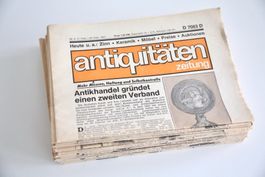 Antiquitäten Zeitungen aus 1977