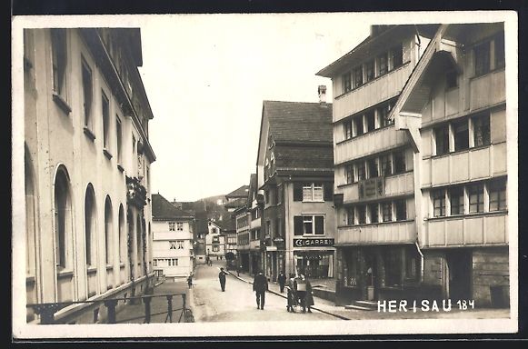 Cartoline postali: AK Herisau, Strassenpartie im Ort – Usato da Berlin venduto da bartko-reher