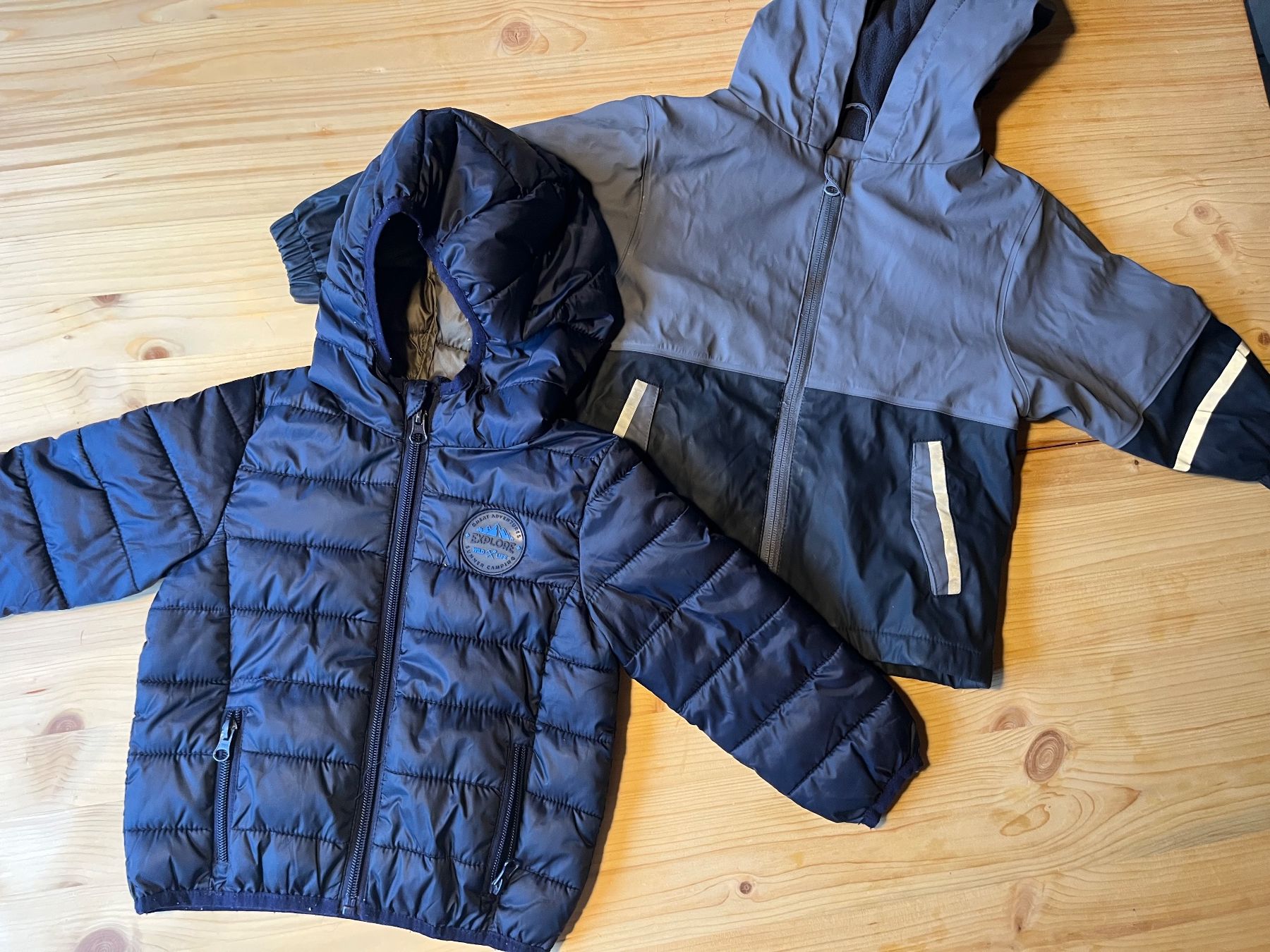 H&M Lotti & Set di vestiti: Großes Kleiderpaket Gr. 92 – Usato da Adelboden venduto da Jestil20 6