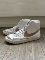 Nike Blazer Mid donna bianche e rosa cipria. Taglia 40