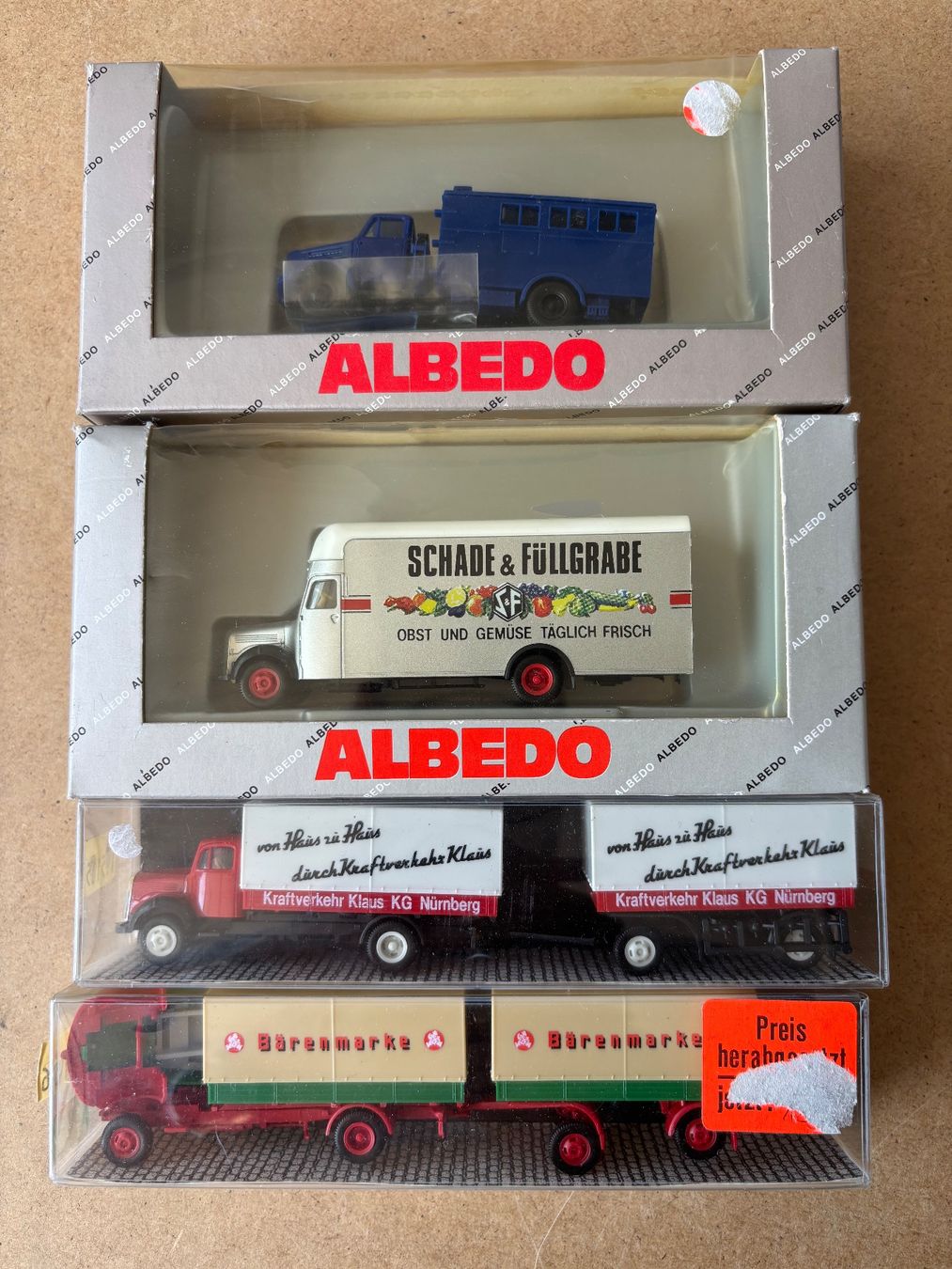 Albedo Modellini d'auto: 4x Albedo LKW – Nuovo e nell'imballaggio originale da Hauterive NE venduto da eriamch