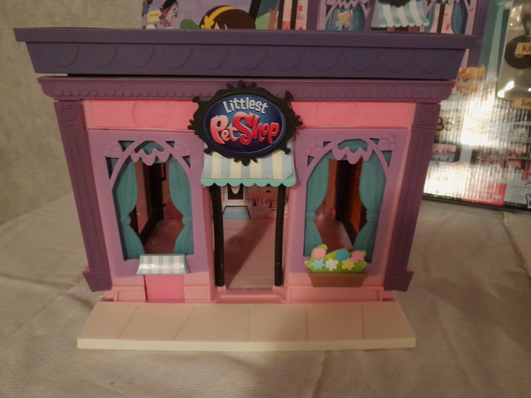 Spielzeuge: Littest Petshop Haus / Shop – Gebraucht aus Hüttlingen von GittaV 1