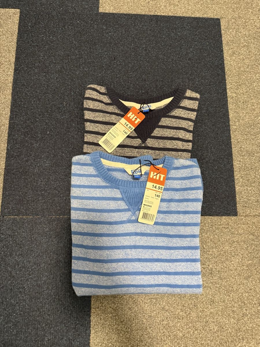 Maglioni & Felpe: HIT Kids Pullover, Size 140, Blue & Grey Stripe, NEW! – Nuovo e nell'imballaggio originale da Zuerich venduto da mjaudm
