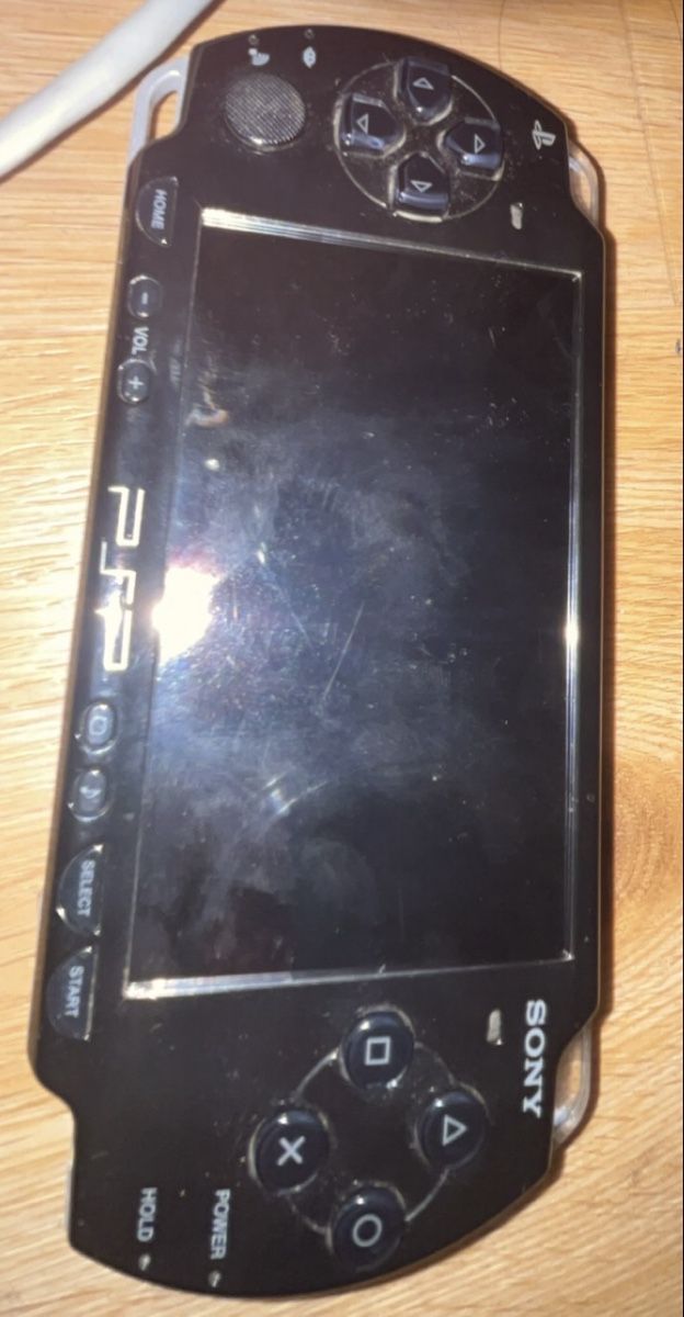 Sony Console: Psp mit cfw – Usato da Buchs AG venduto da dim_6c9l