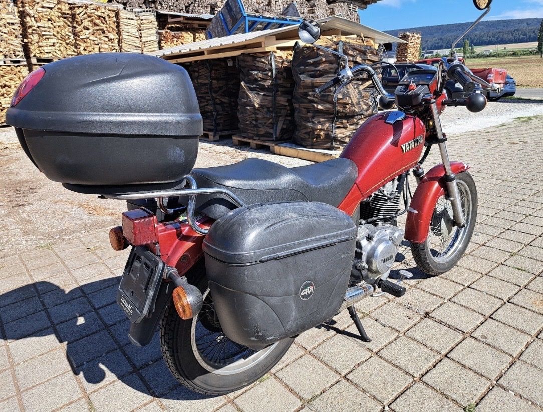 Route: Yamaha 125 SR – D'occasion à Péry par Easyrevente 5