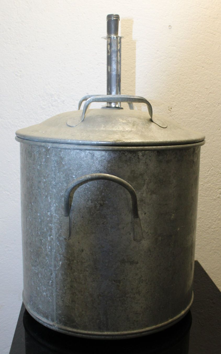 Pasti del neonato: antikes Sterilisiergerät (SN) – Usato da Schaan venduto da antikes_und_kurioses 3