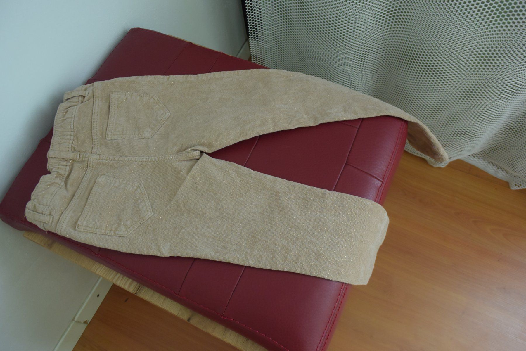 Lotti & Set di vestiti: Festliche Hose & Mütze Mädchen, Gr. 116 – Usato da Densbüren venduto da TutaLarsen 4