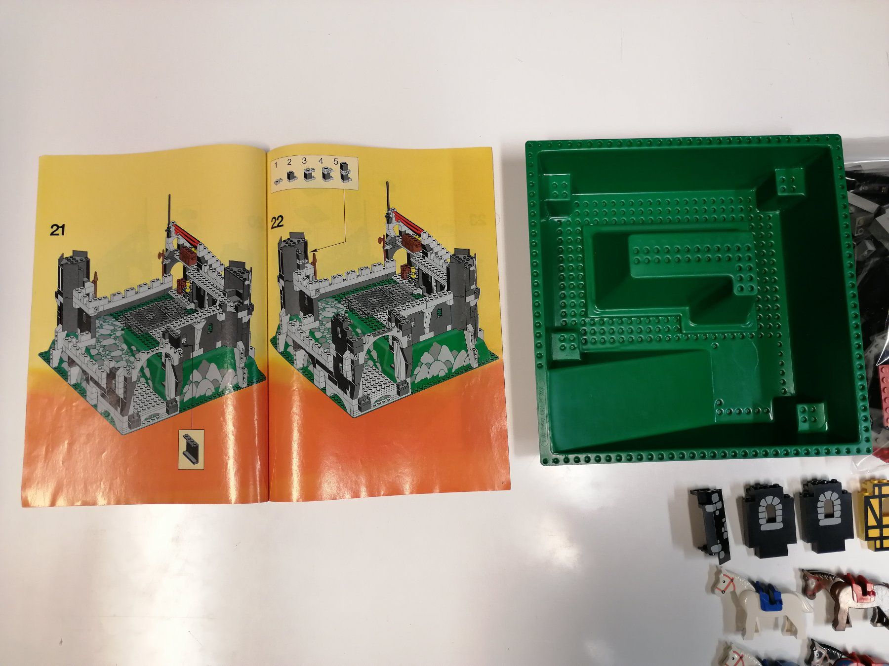 Lego Giocattoli: Lego System 6086 Black Knight's Castle – Usato da Sils im Domleschg venduto da AMAG_AUDI_ZH 2