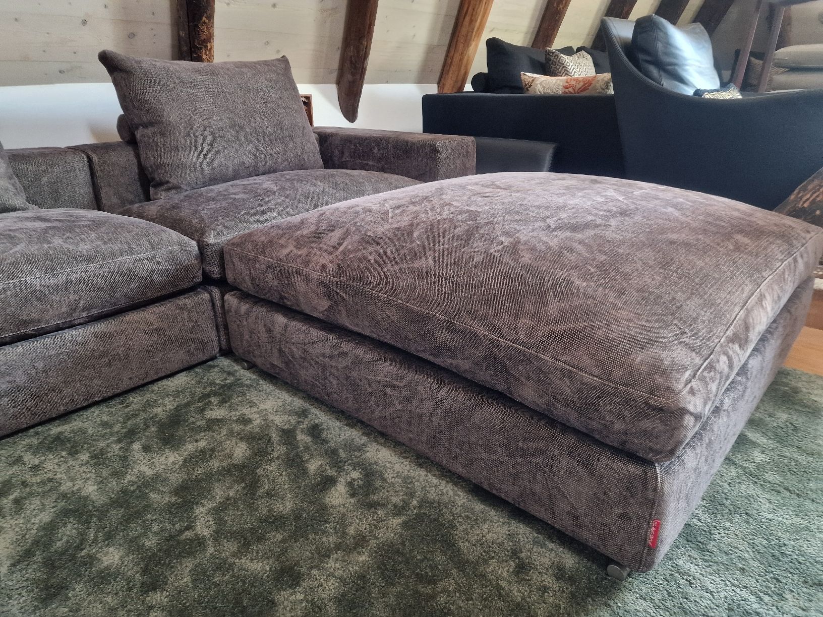 Divani: FLEXFORM "GROUNDPIECE" SOFA AB 1.- – Usato da Adliswil venduto da Alayna1 8
