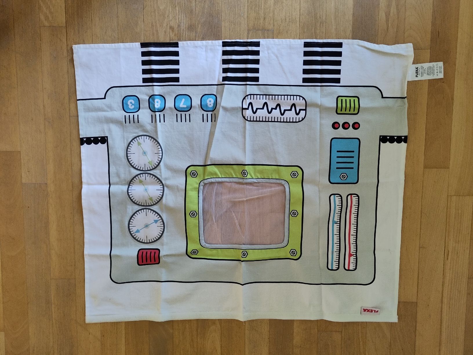 Flexa Vorhänge: Flexa Roboter Spielvorhang und Taschen – Gebraucht aus Winterthur von Sonnenmond2 2