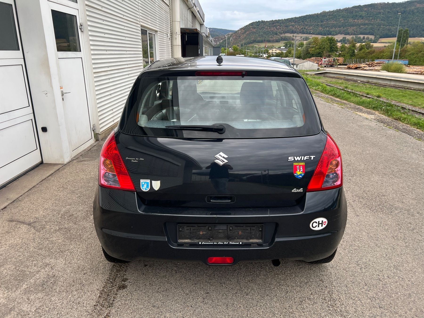 Suzuki Automobili: SUZUKI Swift 1.3 4x4 – Usato da Delémont venduto da MBSHA 4
