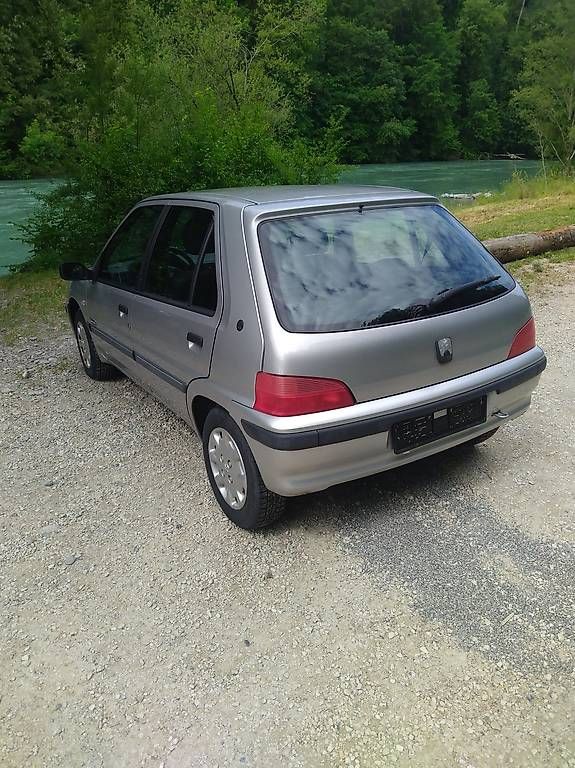 Automobili: Kleiwagen 1,4 lt – Usato da schüpfen venduto da see48 1