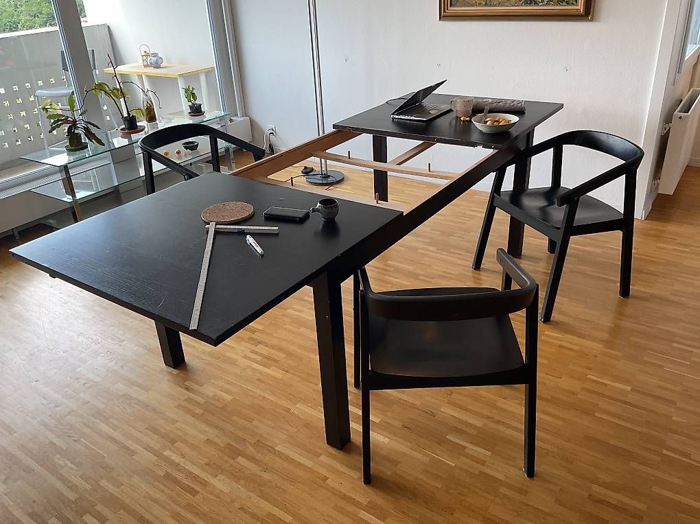 Tables: BJURSTA Esstisch // Table BJURSTA – D'occasion à Cologny par els_tvj8 1