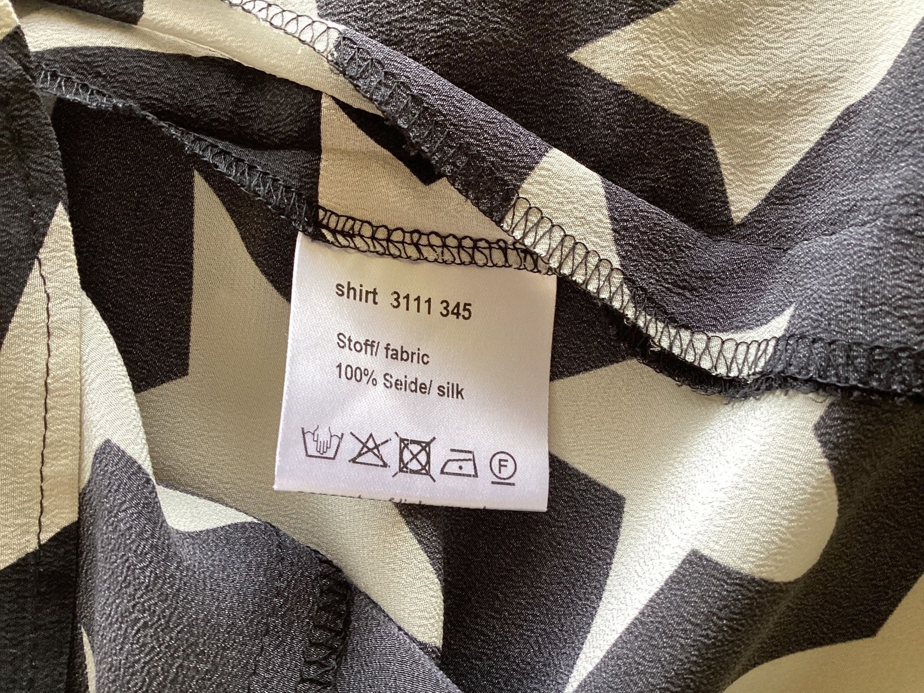 Blusen: Maison Common, Damenseidenshirt, Gr. 34 – Gebraucht aus Salenstein von Esprit57 4