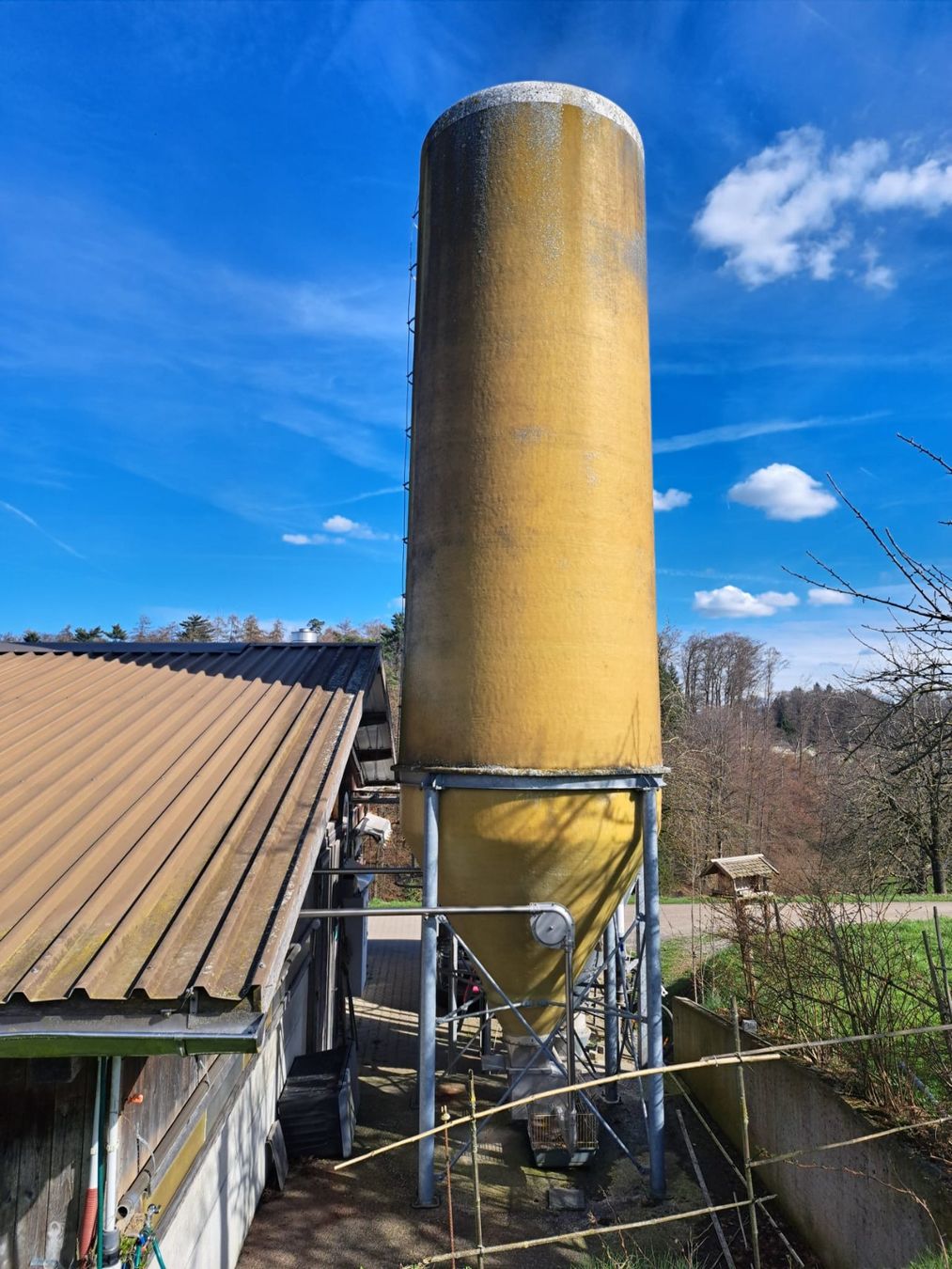 Mangimi: Futtersilo 31 m3 (Agritech Polyester Silo) – Usato da Benzenschwil venduto da rail88