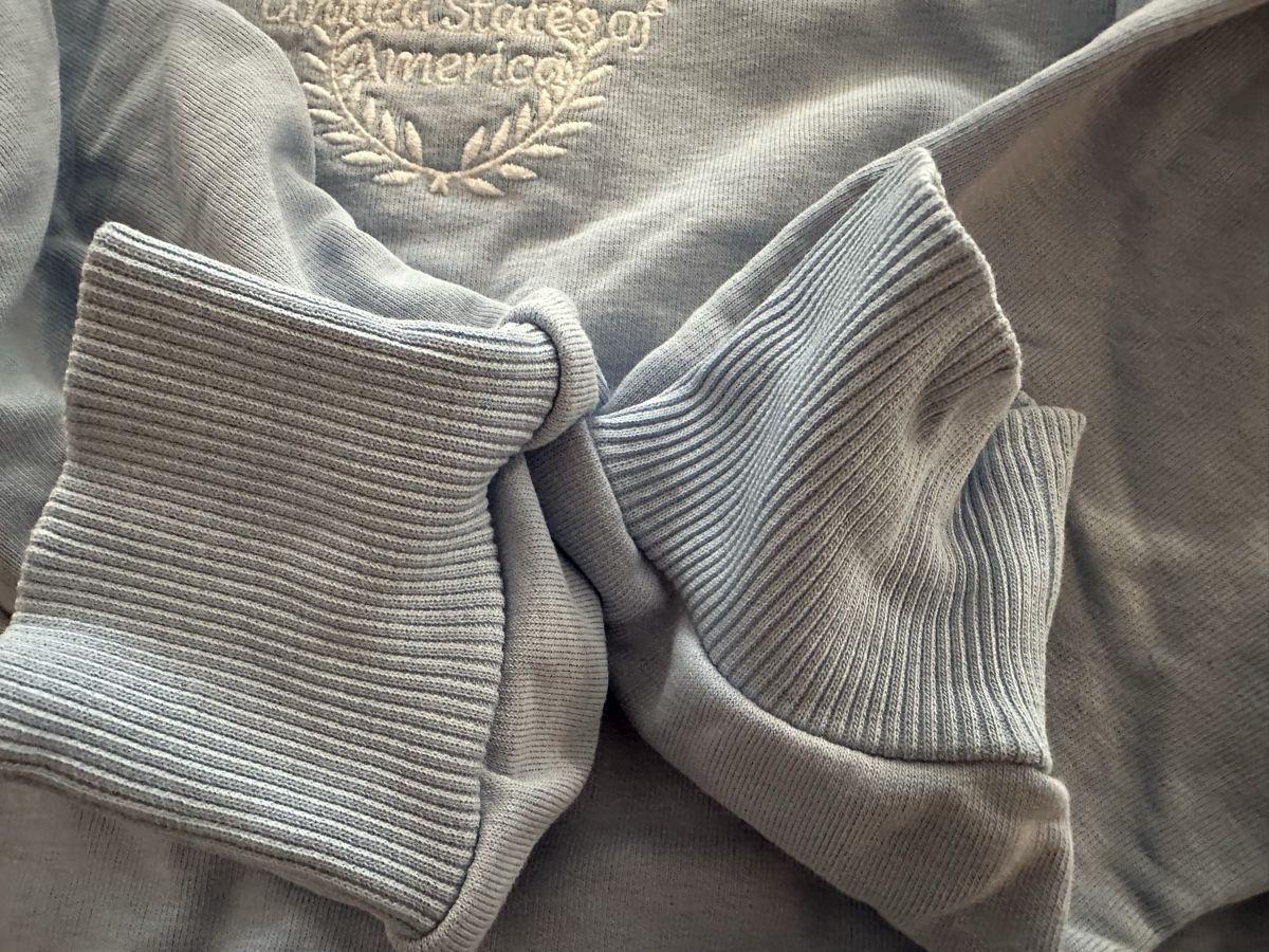 C&A Maglioni & Felpe: Kapuzenpullover C&A hellblau Miami Grösse 134 🩵 – Usato da Safenwil venduto da Whoopie1 3