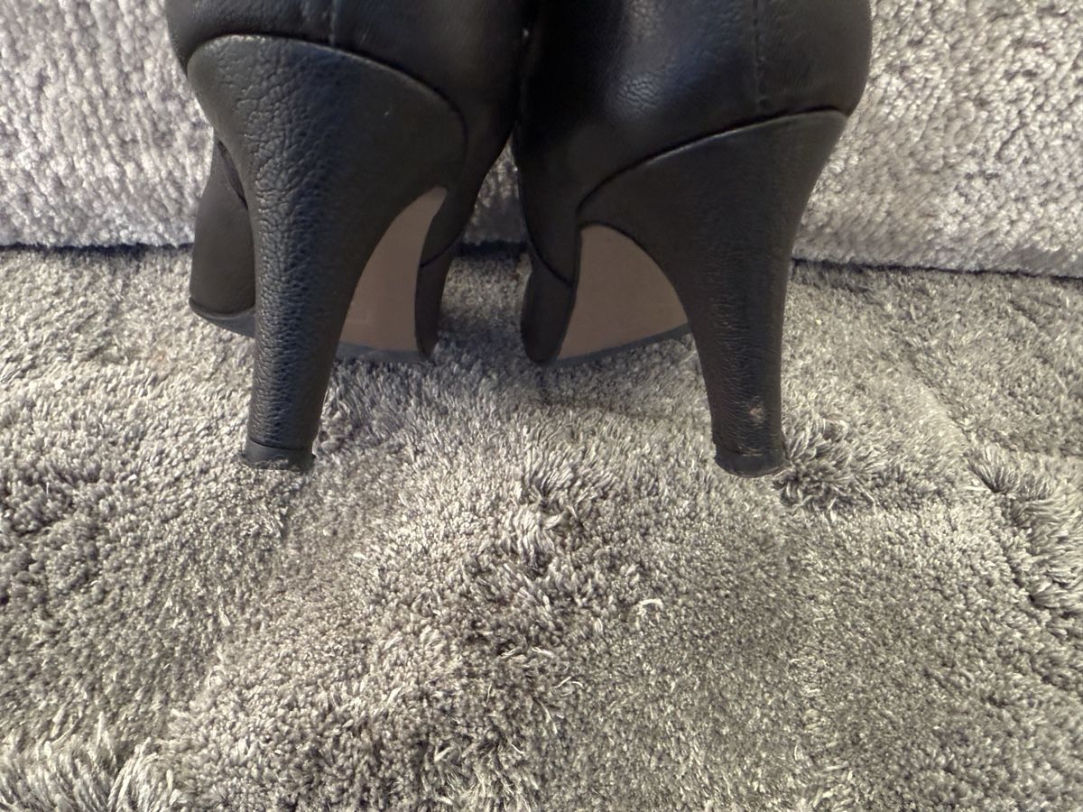Navyboot Damenschuhe: Schwarze Stiefeletten von Navyboot, Grösse 36.5 – Gebraucht aus Herrliberg von Roland2806 7